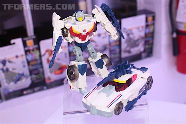 NYCC 2016   First Look At Sixshot, Broadside, Sky Shadow, Perceptor, And More Transformers  (35 of 137)